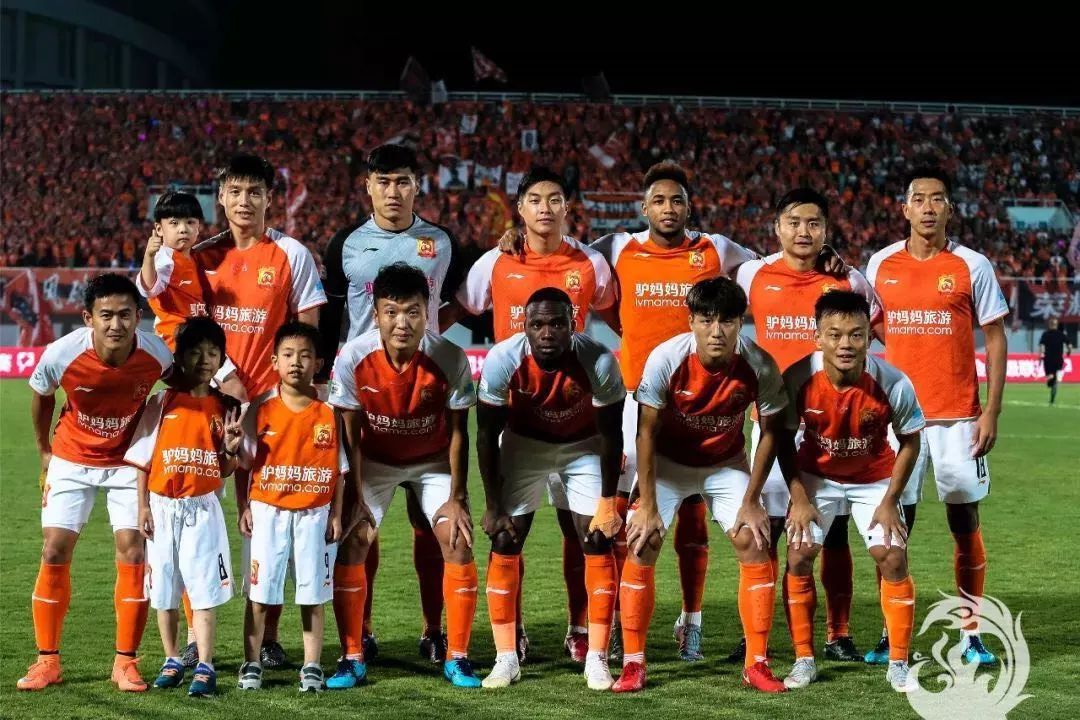 比赛中极为 比赛中极为