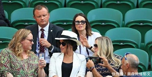 亦显示出他 亦显示出他