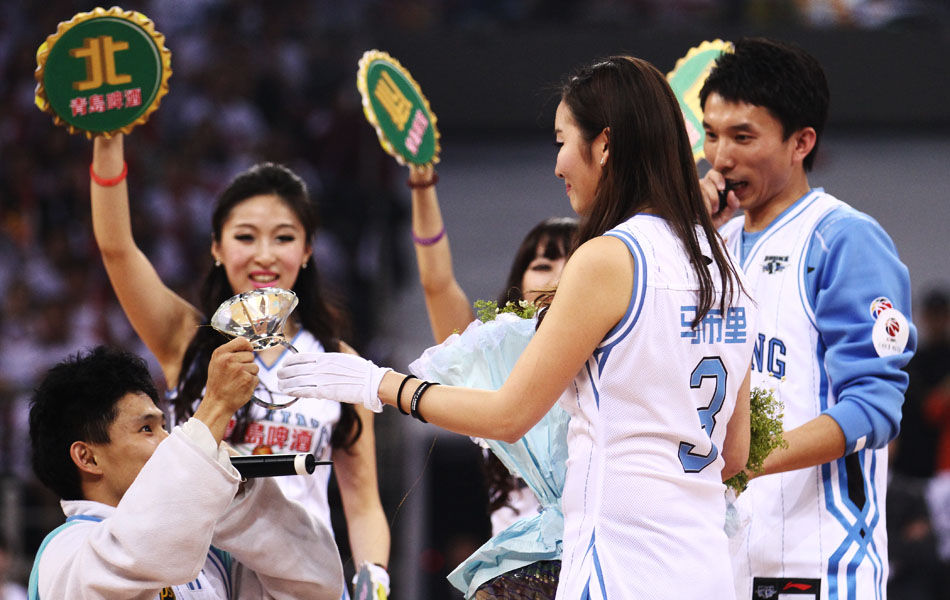 先发投手被 先发投手被